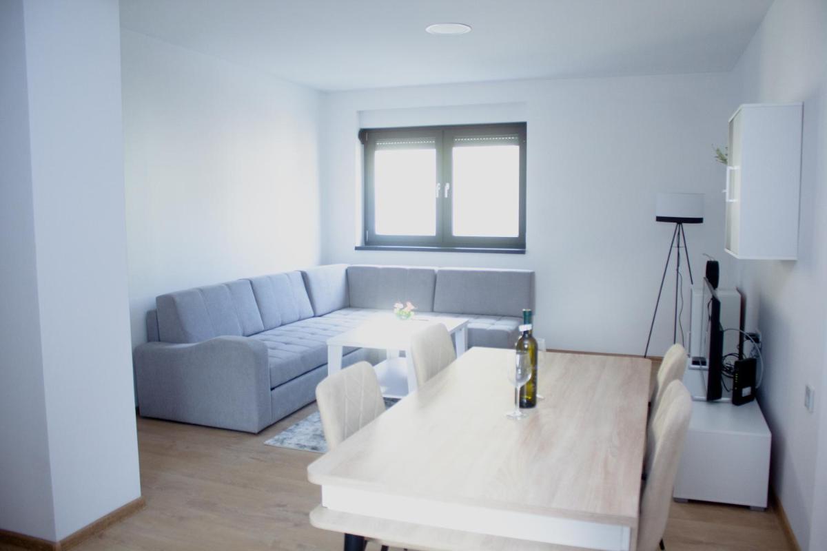 Apartments Swiss Travnik - Housity