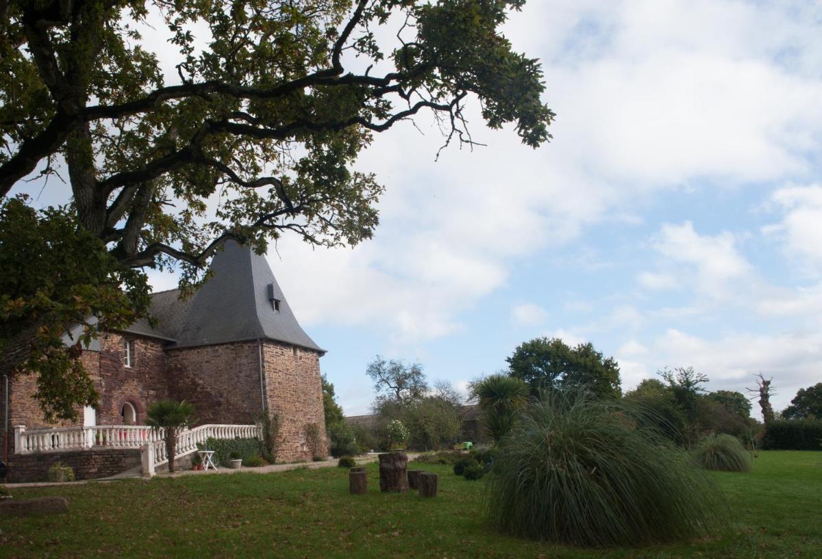 Manoir La Haie Chapeau - Housity