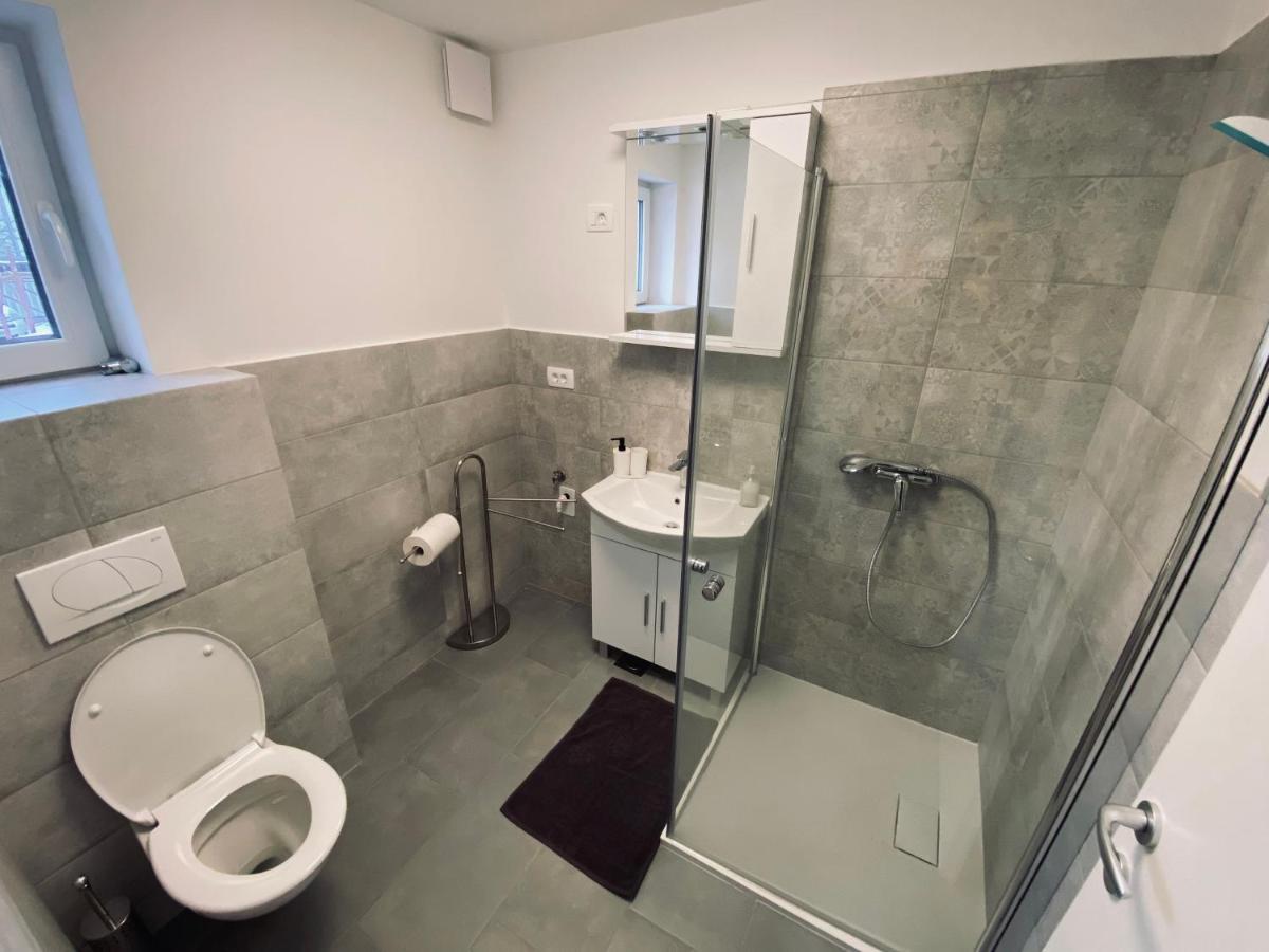Gogalova Apartments - Housity