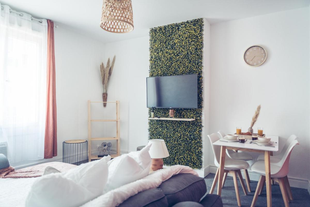 Le Bohême Chic Superbe studio + parking Free - Housity