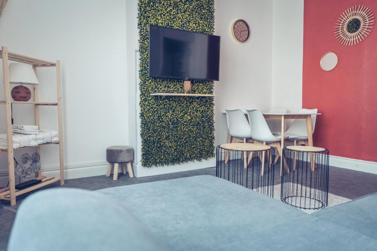 Le Bohême Chic Superbe studio + parking Free - Housity
