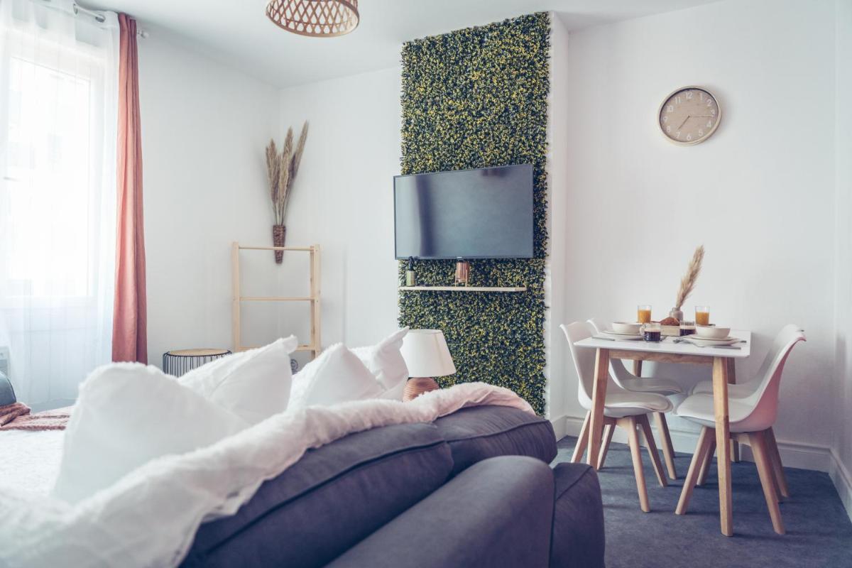 Le Bohême Chic Superbe studio + parking Free - Housity