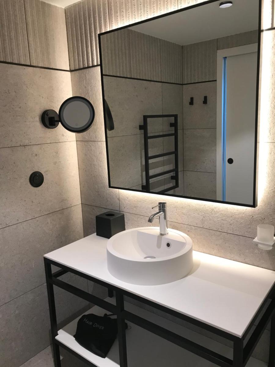 Salle de bains dans l'établissement Radisson Blu Grand Hotel & Spa, Malo-Les-Bains