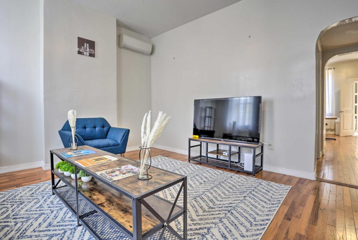 Updated Bayonne Townhome about 11 Mi to NYC! - Housity