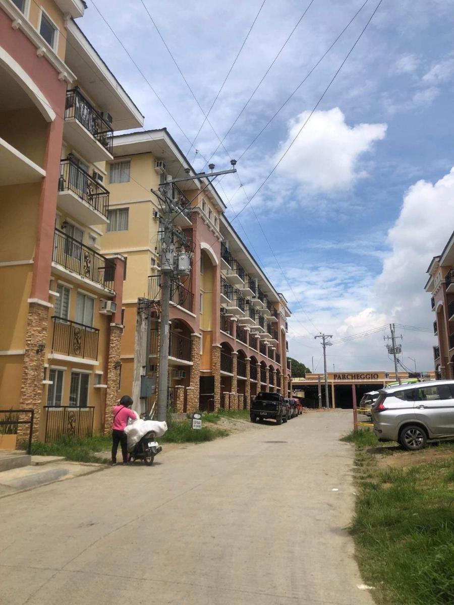 Suitetrails - Arezzo Place Condominium By Lord Residences