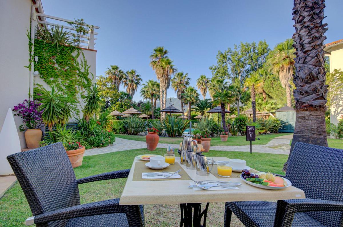 Jardin de l'établissement Le Cottage - Hotel & Spa