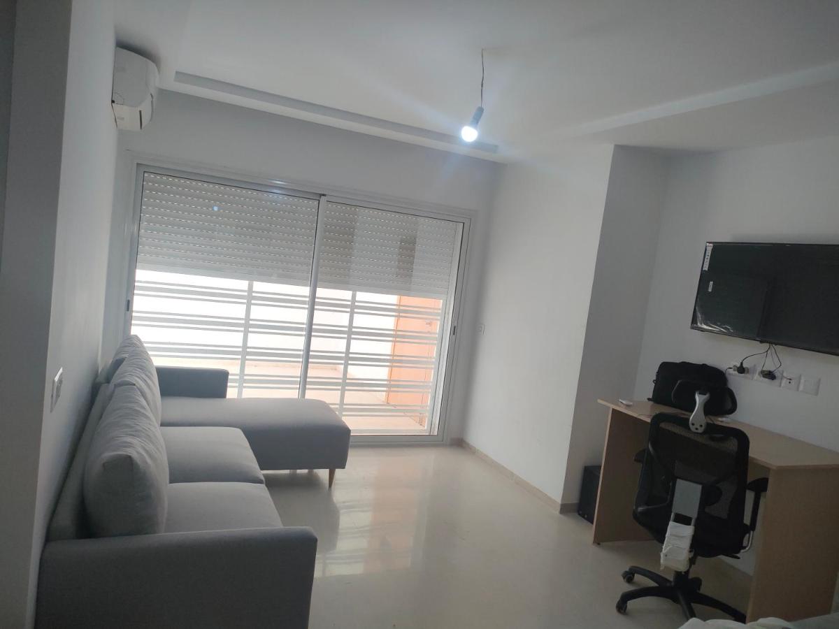 A modern apartment 2 Rooms - Housity