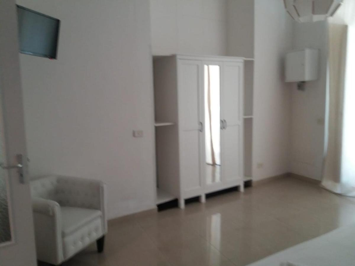 Tania's House - Housity