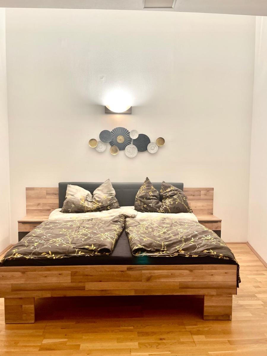 Klimatisiertes, Ruhiges Dachgeschoß CityApartment im Zentrum Wiens - Housity