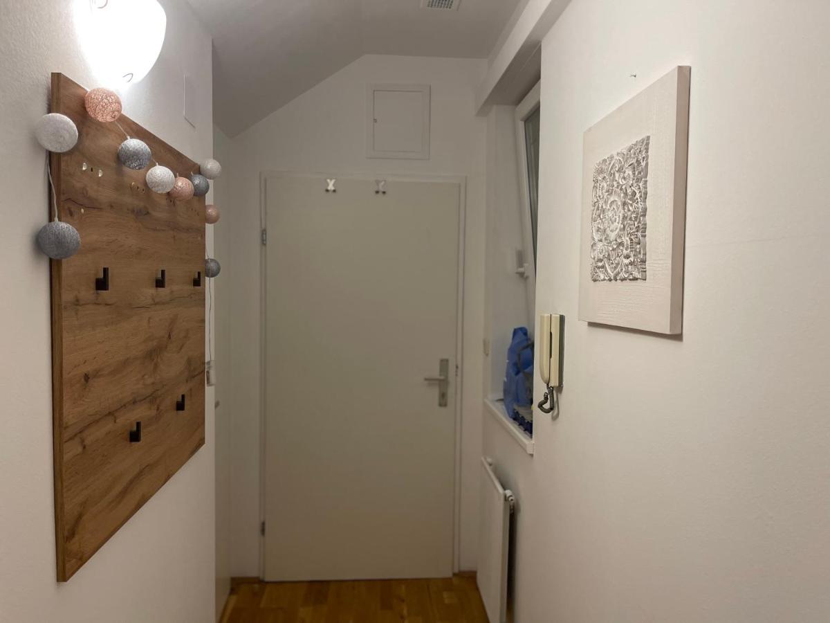 Klimatisiertes, Ruhiges Dachgeschoß CityApartment im Zentrum Wiens - Housity
