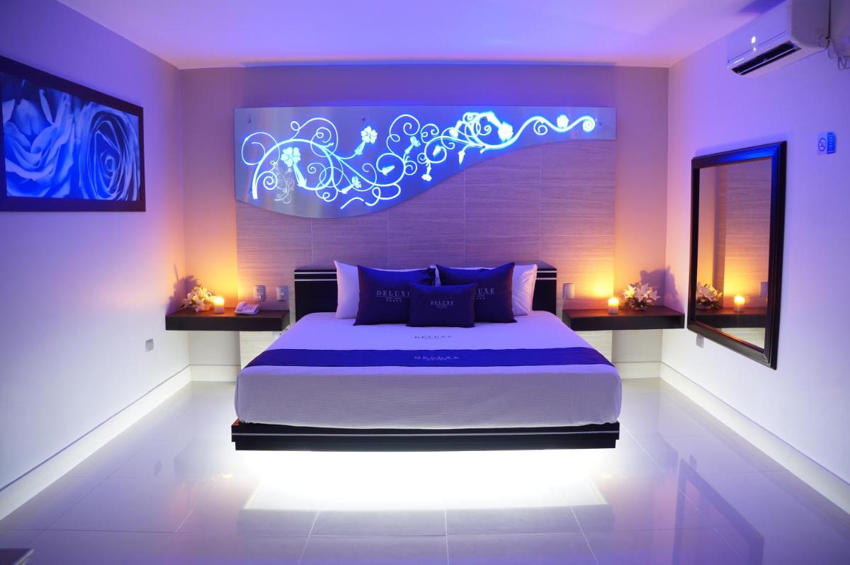 Auto Hotel Deluxe - Housity