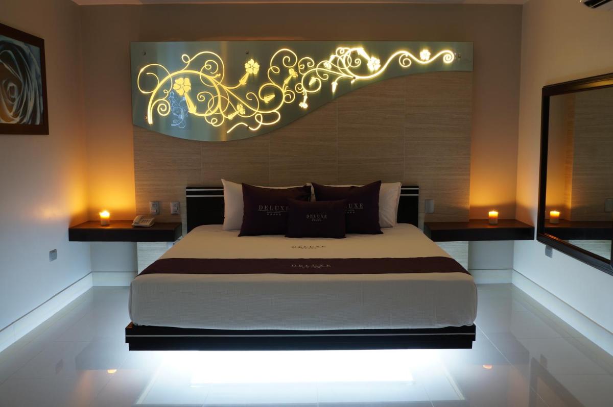 Auto Hotel Deluxe - Housity