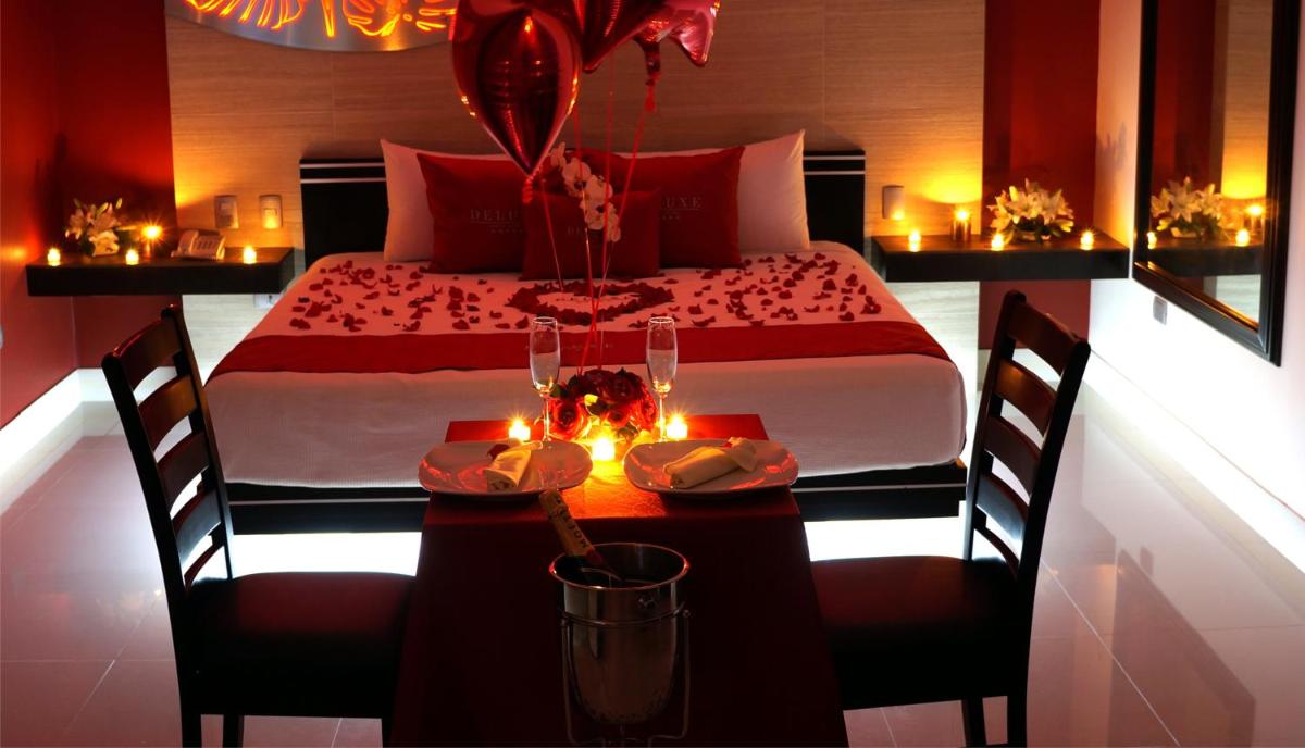 Auto Hotel Deluxe - Housity