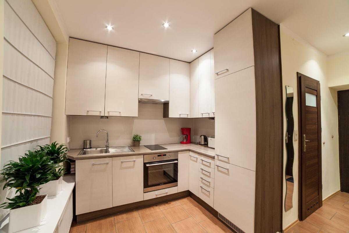 Place 4 You Apartments - Housity