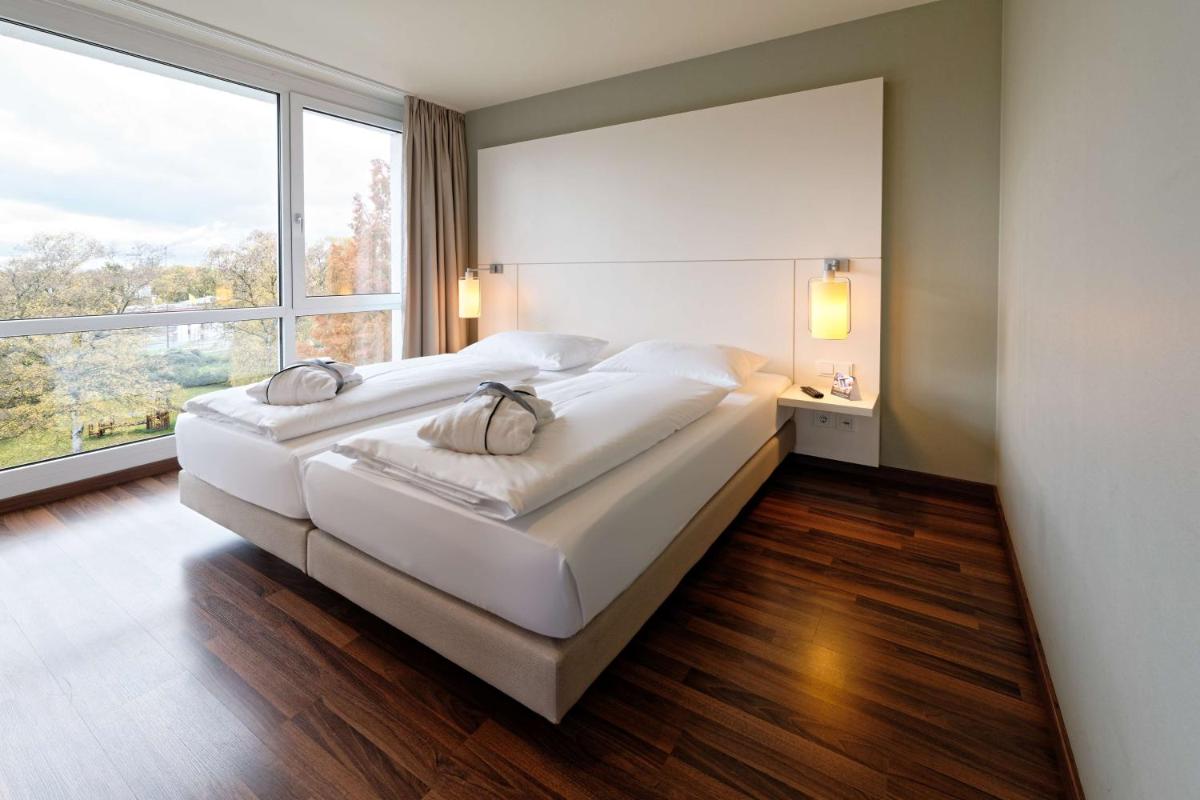 ATLANTIC Hotel Galopprennbahn - Housity