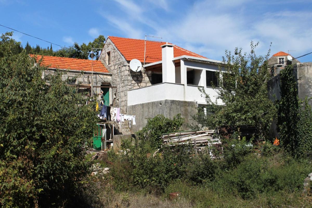 Apartments with WiFi Zrnovo, Korcula - 9214 - Housity