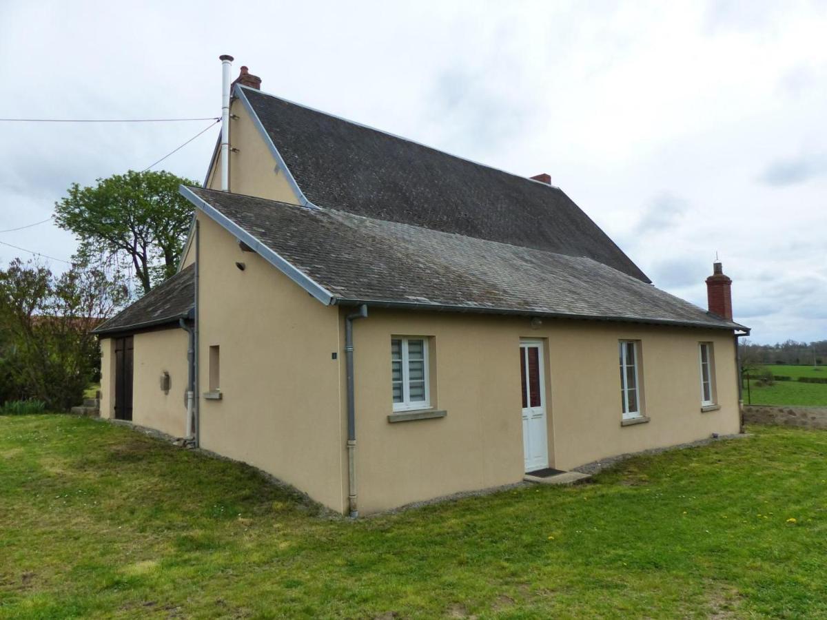 Gîte de campagne avec terrasse et tous équipements à Mazirat - FR-1-489-385 - Housity