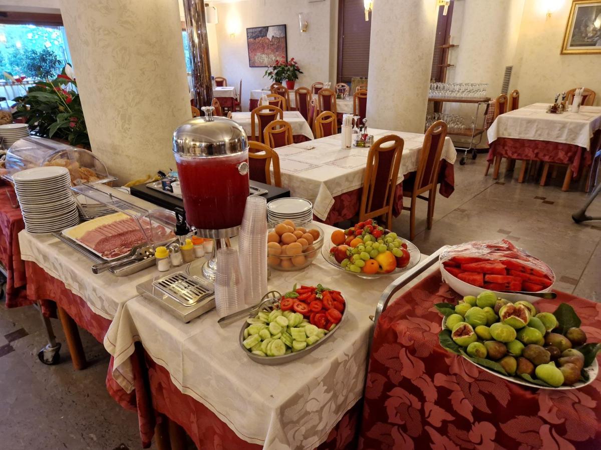 Hotel Ai Sette Nani - Housity