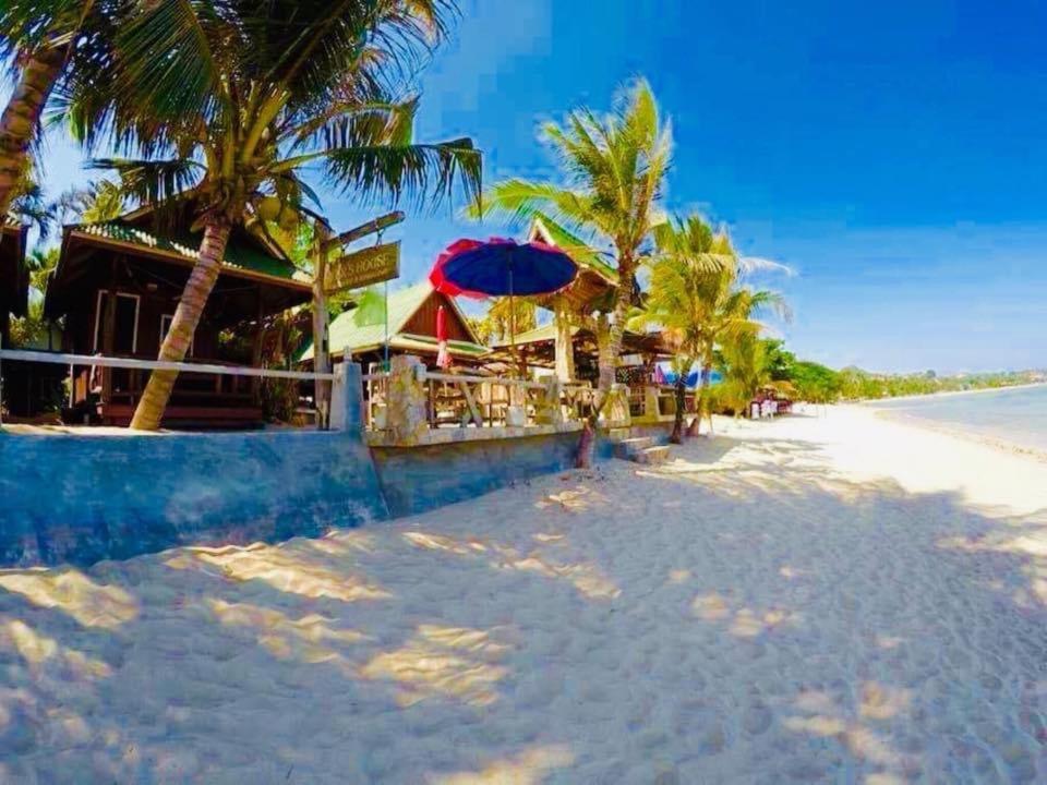 Beer's House Bungalows เบียร์เฮ้าส์บังกะโล - Housity