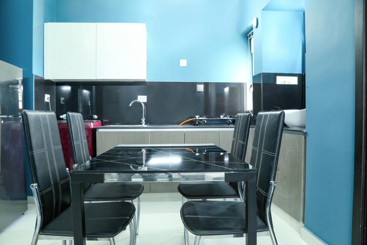 Earthspace Transit by Traven Homes - Housity