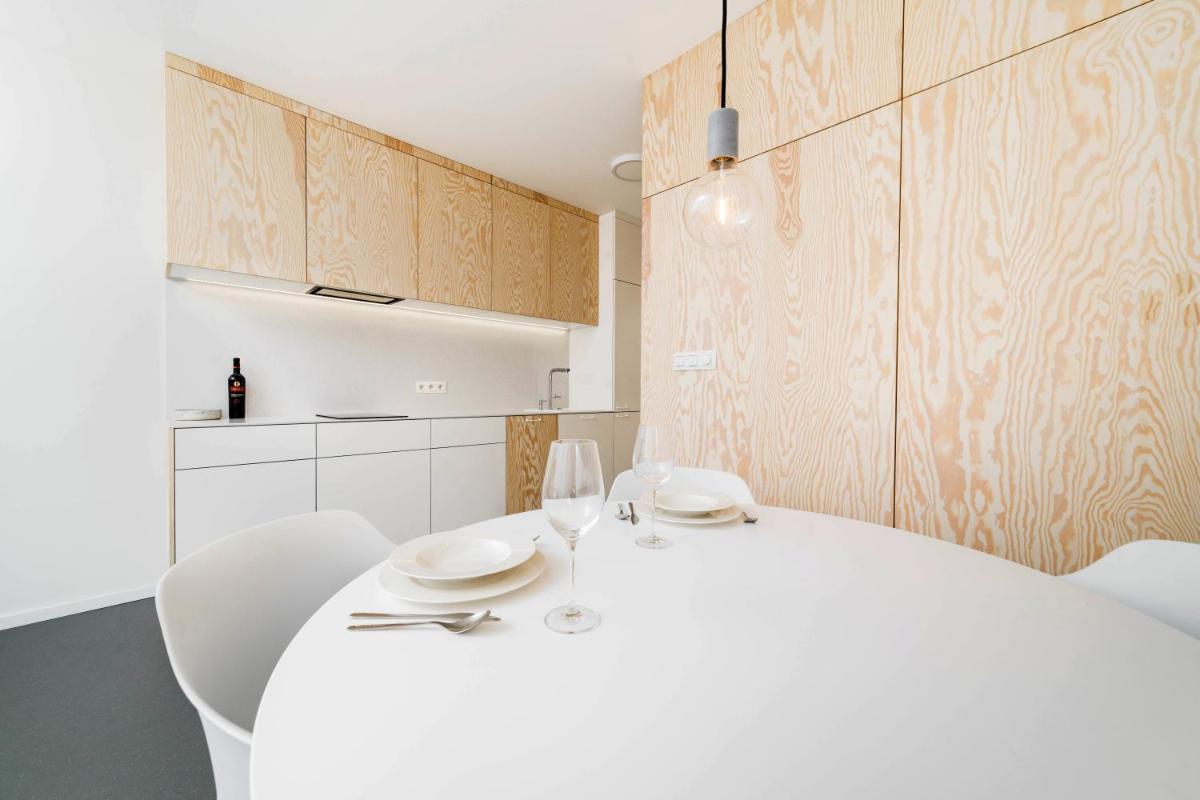 White Innk city center apartment - Housity