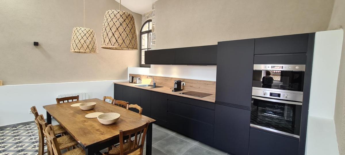 Suitetrails - Magnifique maison en coeur de Balazuc, proche plages ardèche