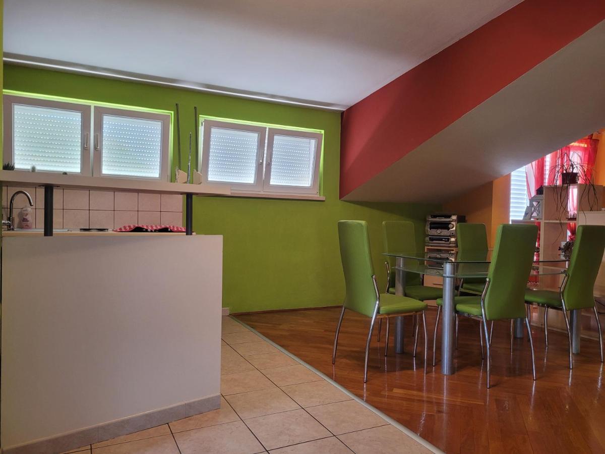 Apartman Mihe 1 - Housity