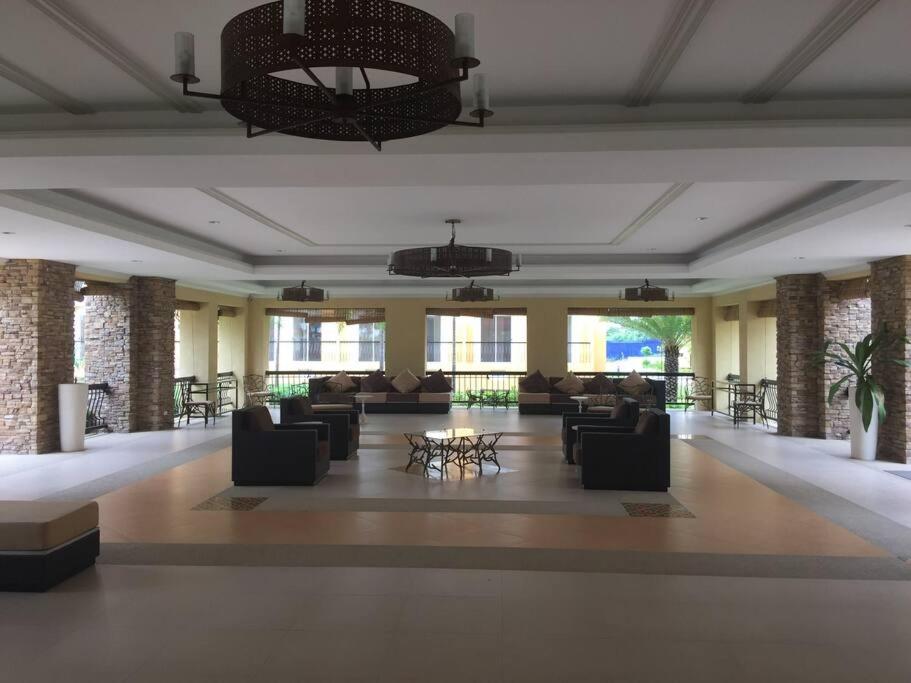 Cozy 2BR condo near SM seaside/Cebu Ocean Park - Housity