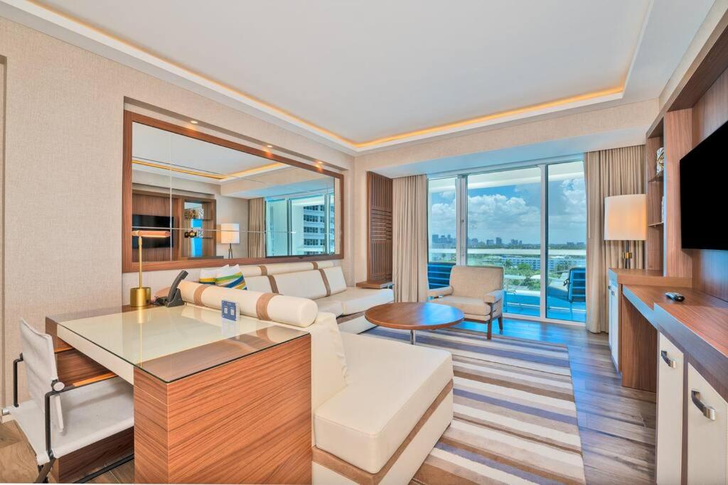 Suitetrails - Lovely 1 Bedroom with Beautiful City Views