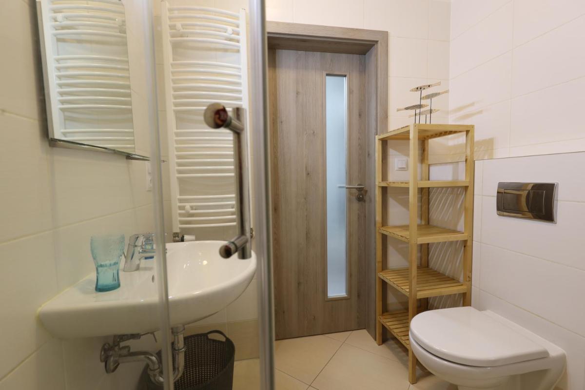 Praha - Letňany 178 zimní zahrada - Hizvo