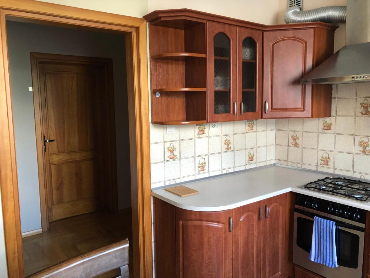 Pokoje Gościnne - Housity