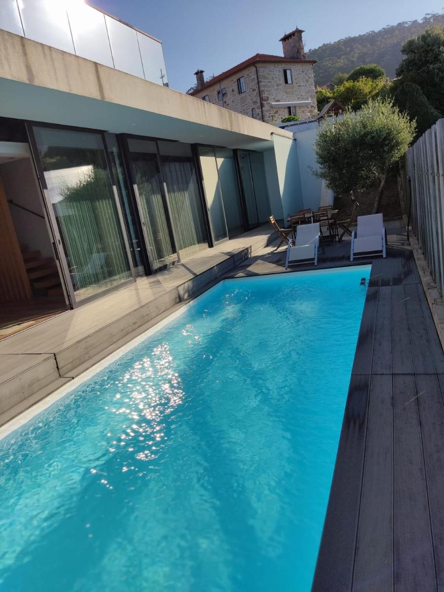 Hibiscus Afife - Housity