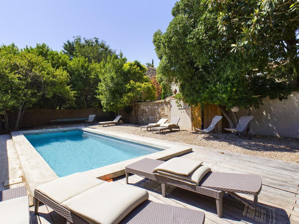 Maison Mouriès, 7 pièces, 10 personnes - FR-1-599-69 - Housity