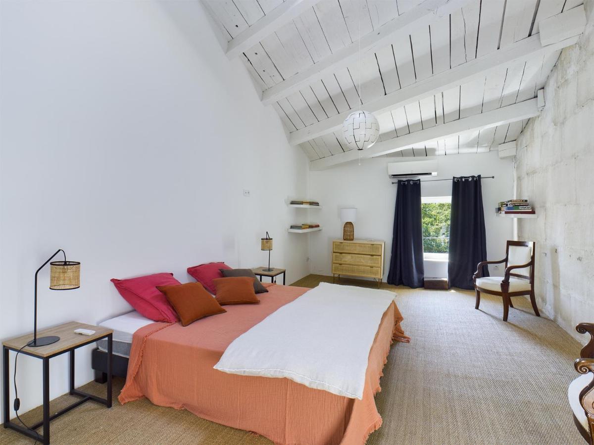 Maison Mouriès, 7 pièces, 10 personnes - FR-1-599-69 - Housity