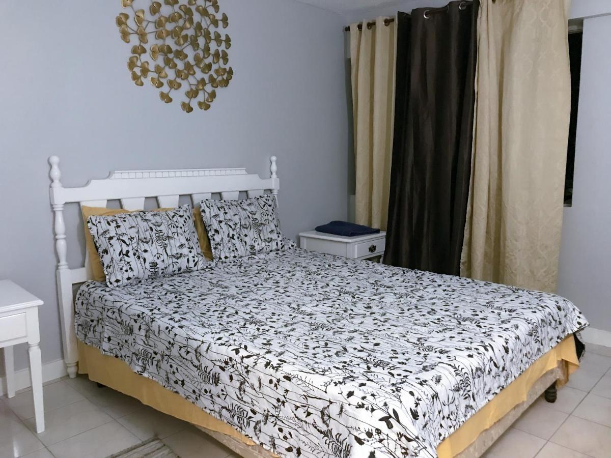 Ocean Den - Housity