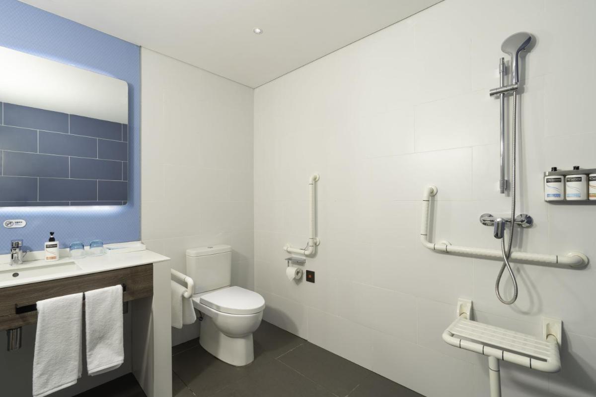 Holiday Inn Express Lanzhou New Area, an IHG Hotel - Housity