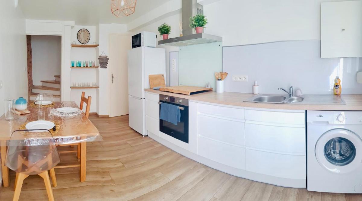 Thuir, Charmante Maison T2 Climatisée - Housity