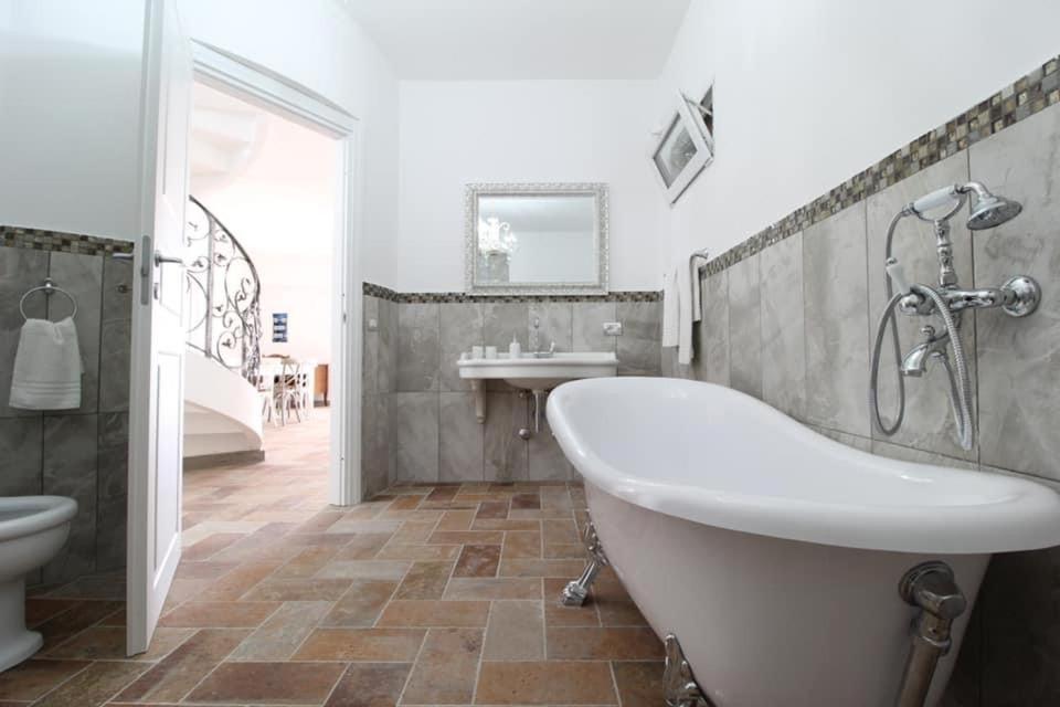 luxury villa Arianna - Housity