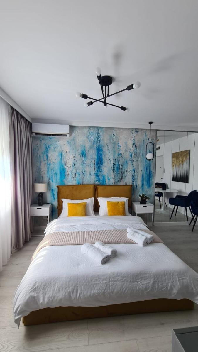 Government Deluxe Studio by Magic Apartments - Housity