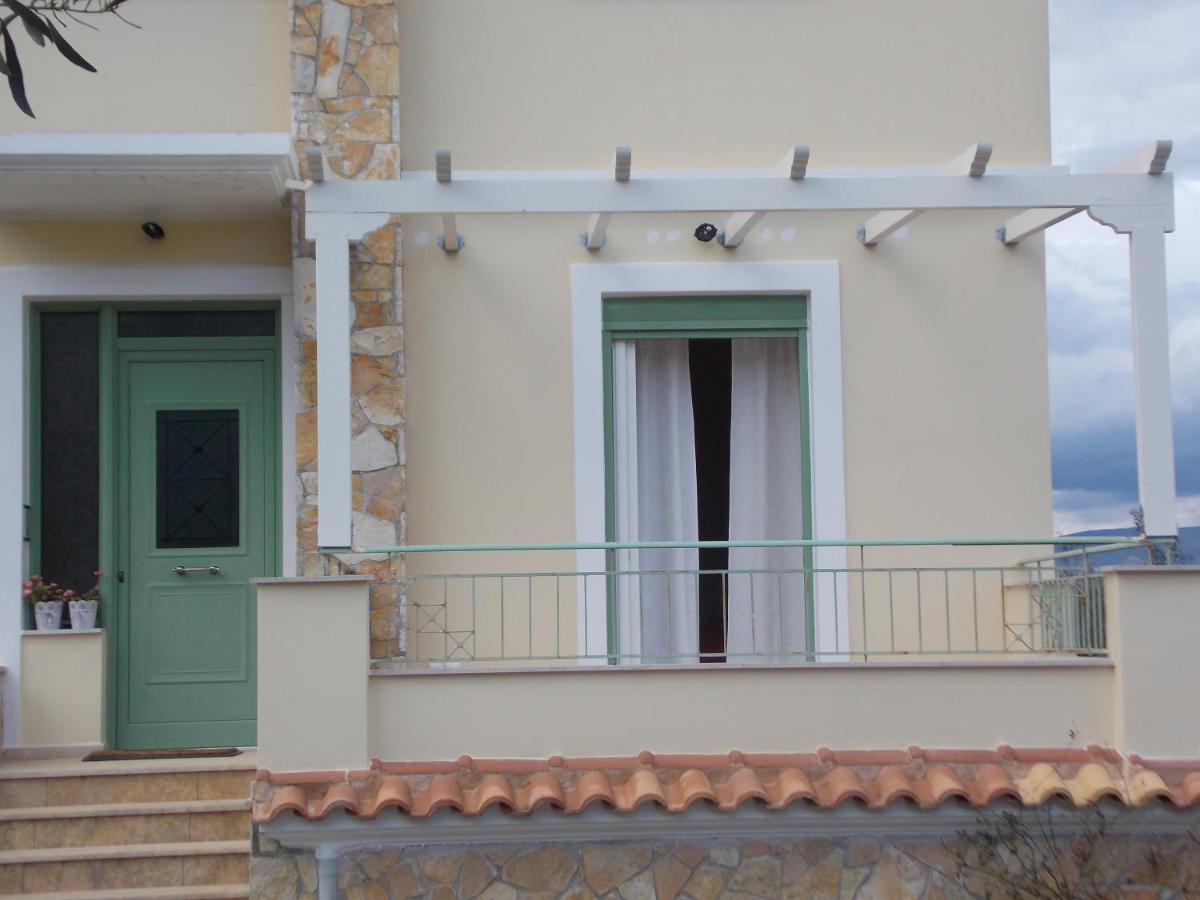Theofilos house - Housity