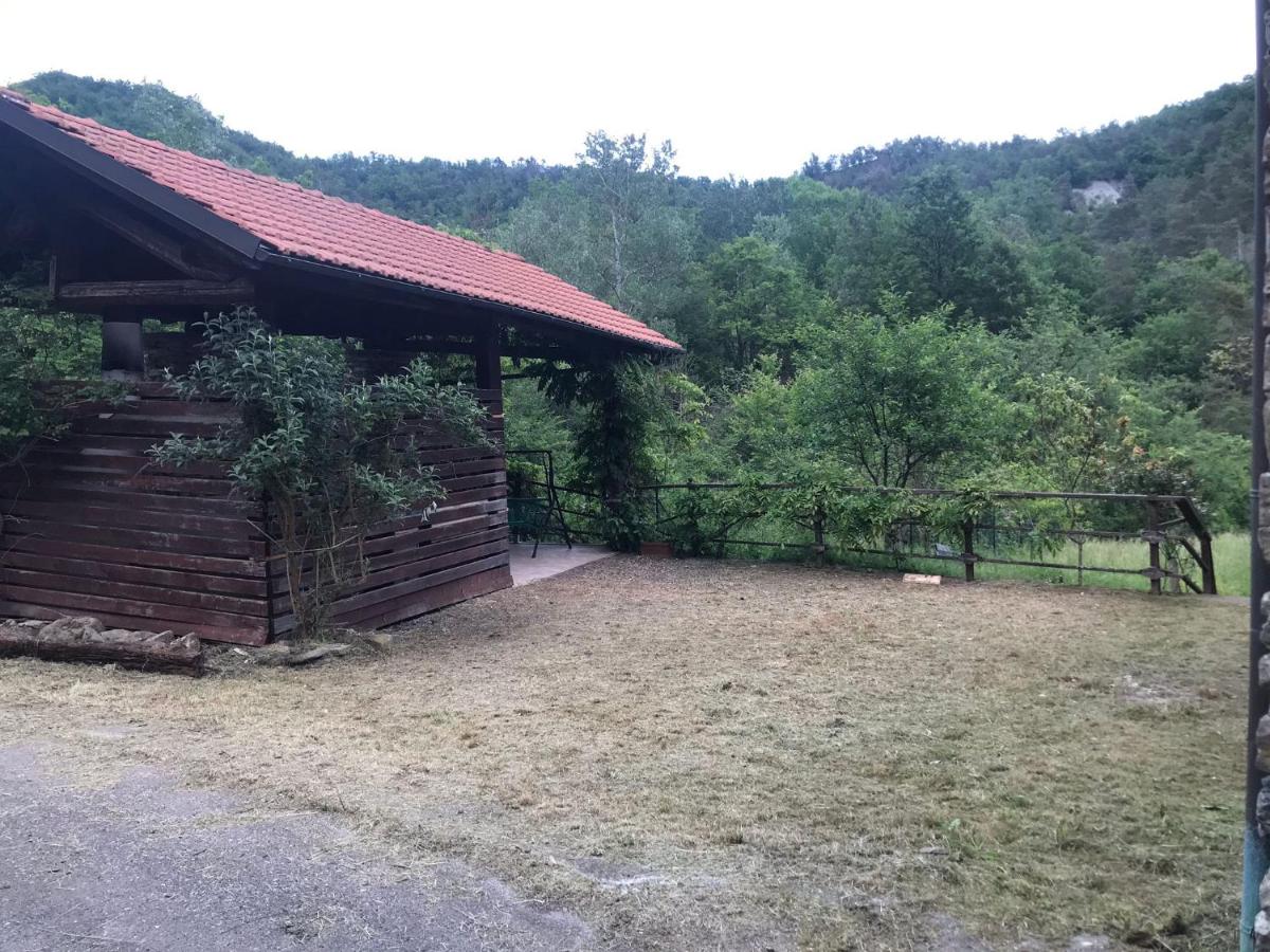Era del Cinghiale Bianco, intera cascina nel Parco di Piana Crixia - Housity