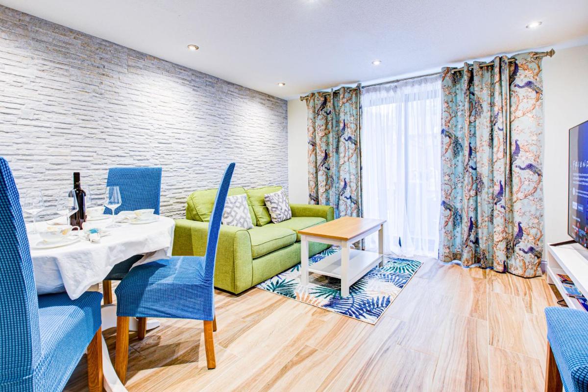 2 bedroom luxury House in Oxford - Housity