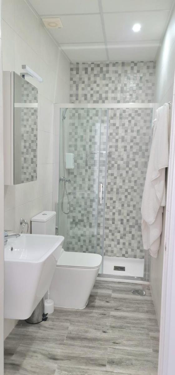 APARTAMENTOS DESAMPARADOS - Housity