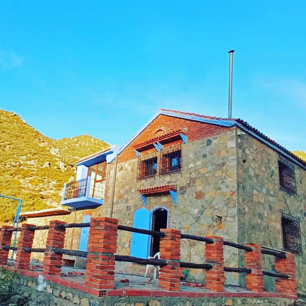 Riad Casa tisemlal rural Xaouen - Housity