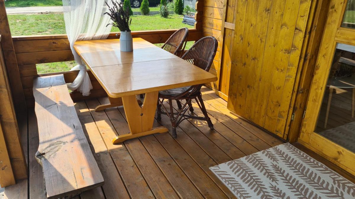 Domek letniskowy z jacuzzi nad rzeką Bzurą - Housity