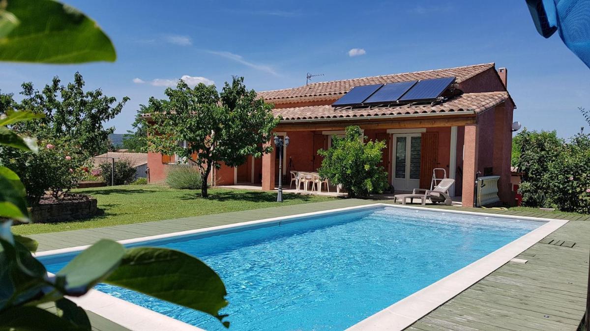 Villa 3 chambres avec piscine privative - Housity