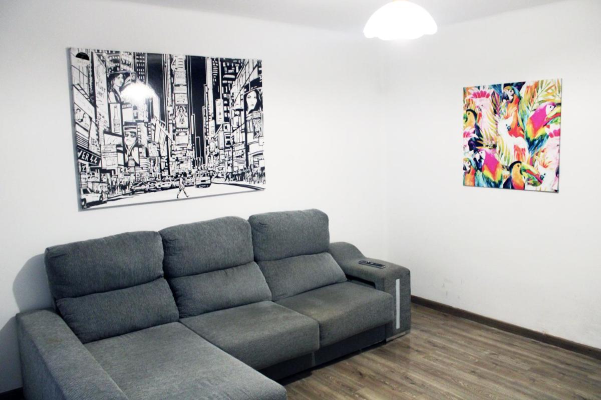 MODERNO APARTAMENTO CERCA DE BARCELONA - Housity