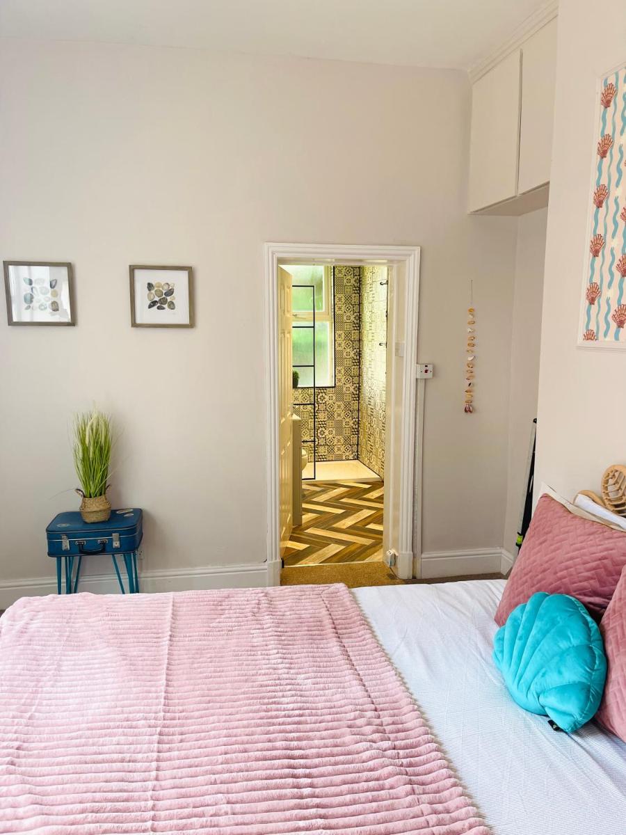 Seaside Seashell Suite - Housity