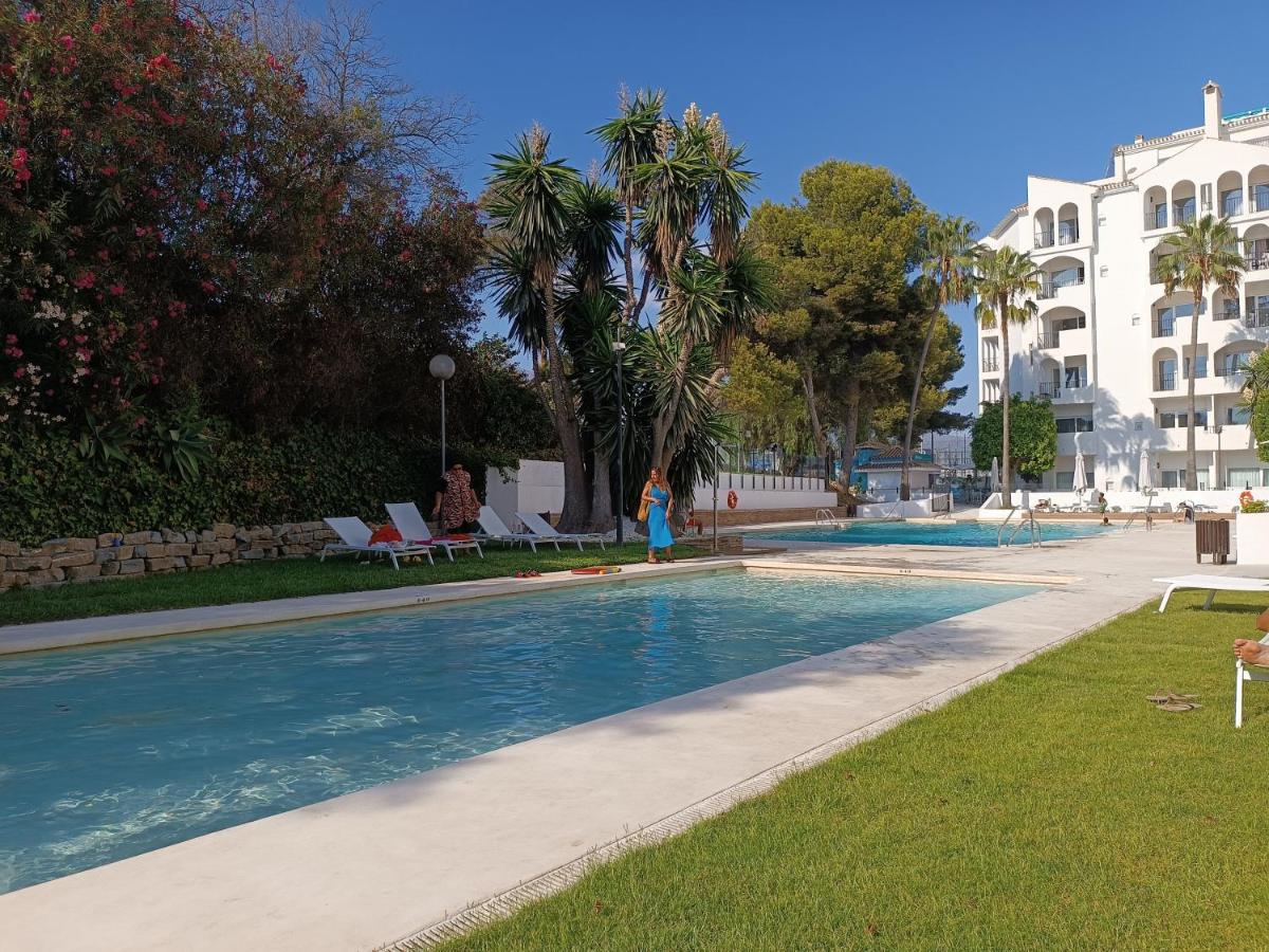 Apartamento en Puerto Banús - Housity
