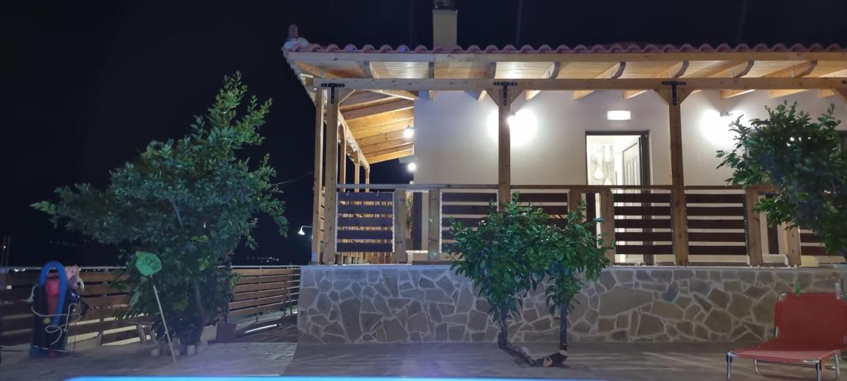 villamichalis peri - Housity